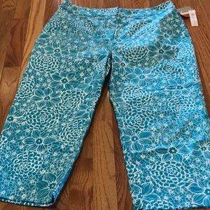 NWT~Cropped/Capri~💥💥